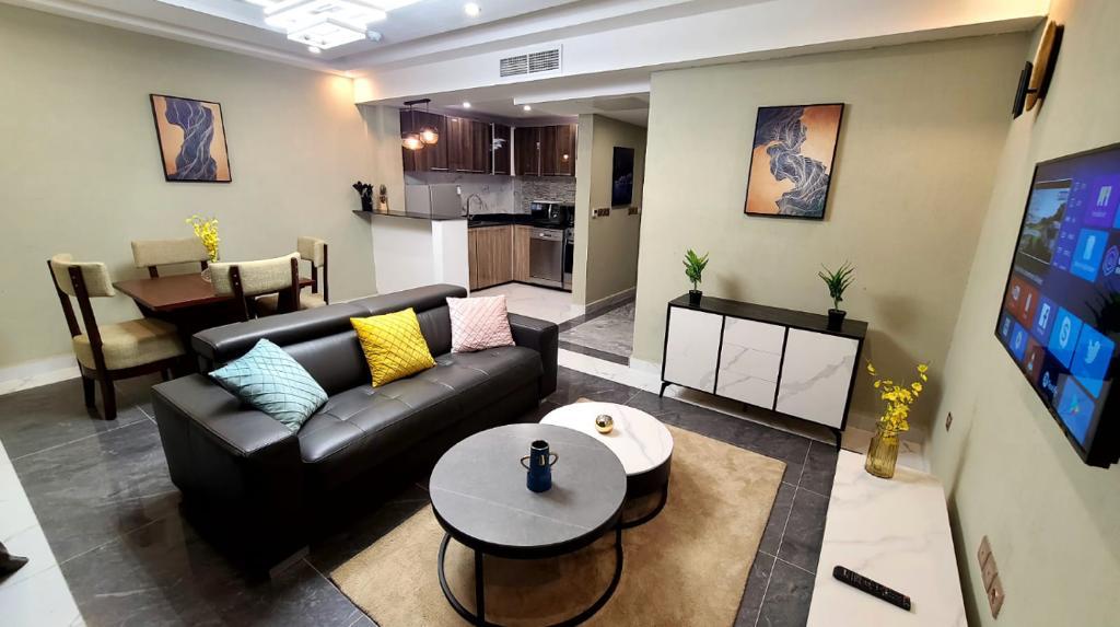 Apartment 155